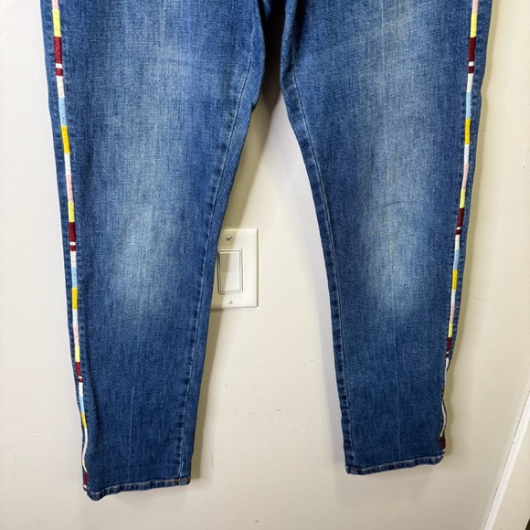 Anthropologie Pilcro Slim Boyfriend Crop Jeans Embroidered Side Stripe Size 28 - Picture 7 of 16